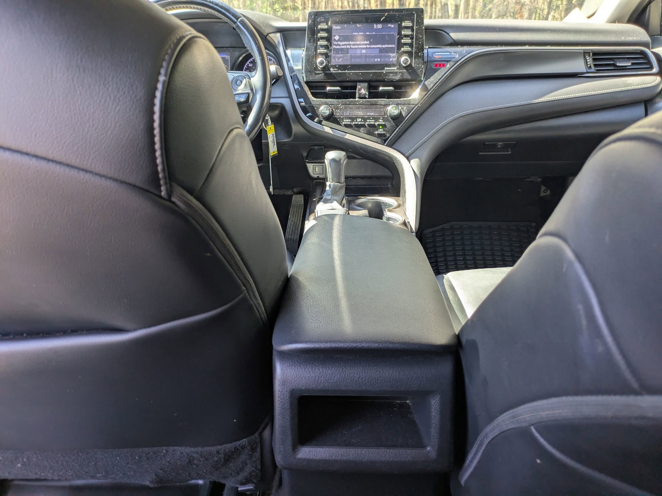 Used 2021 Toyota Camry SE image 28