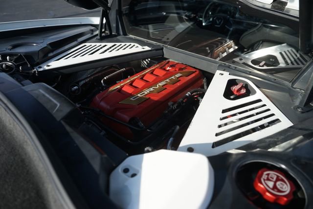 Used 2023 Chevrolet Corvette Stingray Preferred Cpe w/ Z51 Performance Package RWD image 30