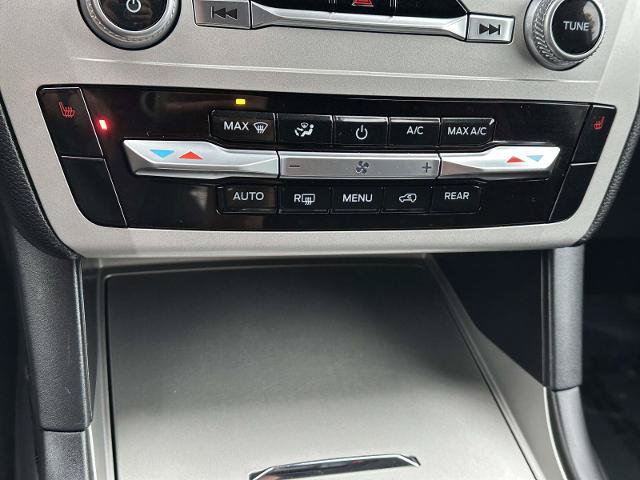 Certified 2023 Ford Explorer XLT AWD/4WD image 19