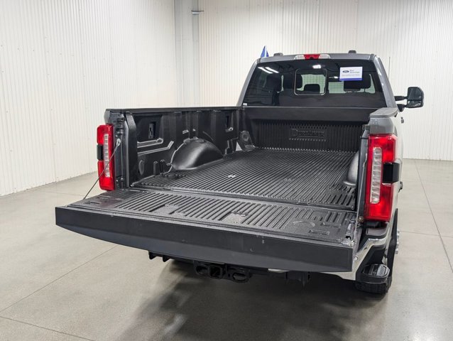Certified 2023 Ford F350 Lariat image 8