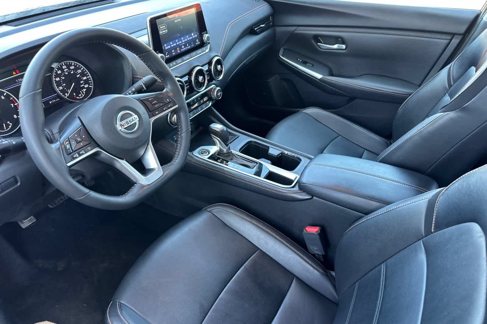 Used 2023 Nissan Sentra SR w/ SR Premium Package FWD image 12