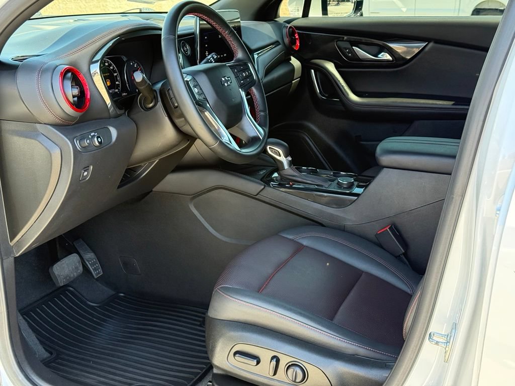 Used 2023 Chevrolet Blazer RS FWD image 6