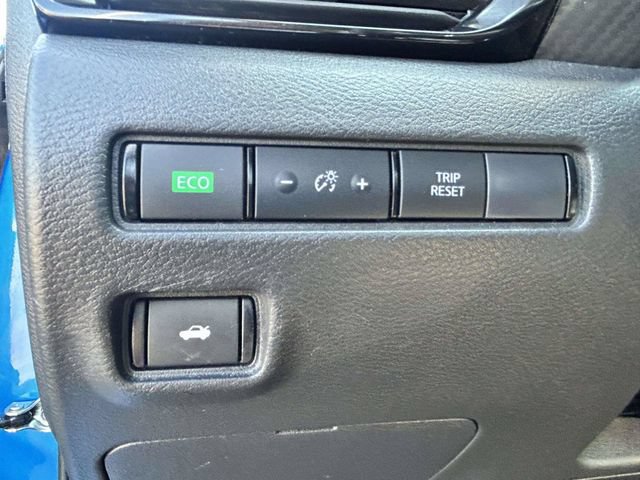 Used 2025 Nissan Sentra SV FWD image 21