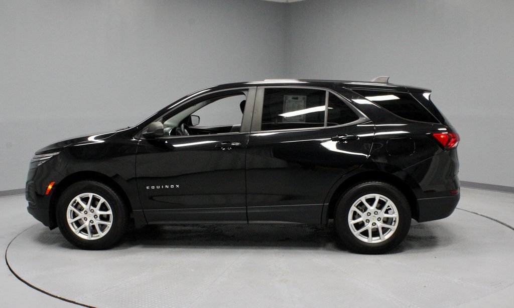 Used 2022 Chevrolet Equinox LS AWD/4WD image 8