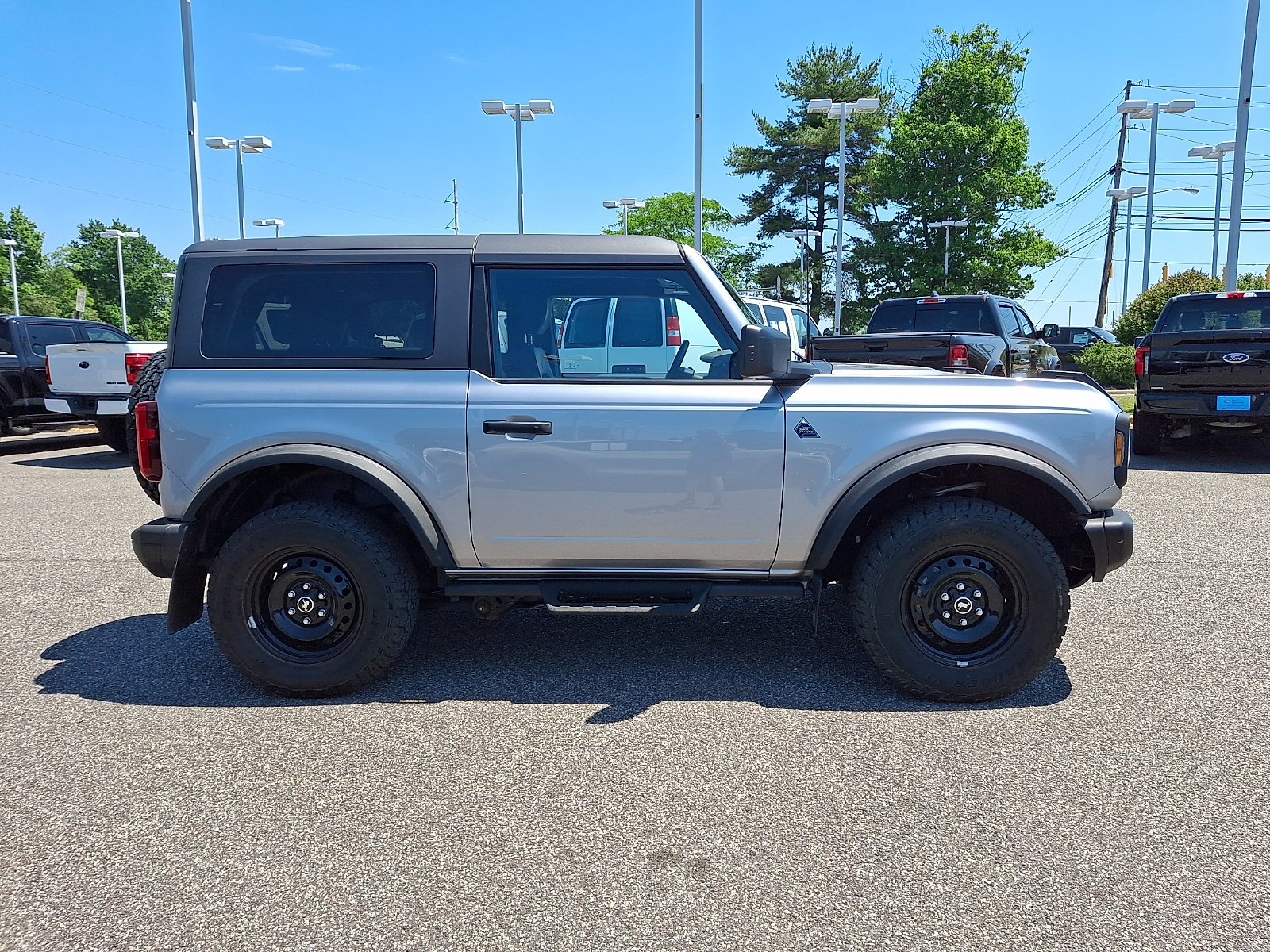 Certified 2023 Ford Bronco Black Diamond AWD/4WD image 12