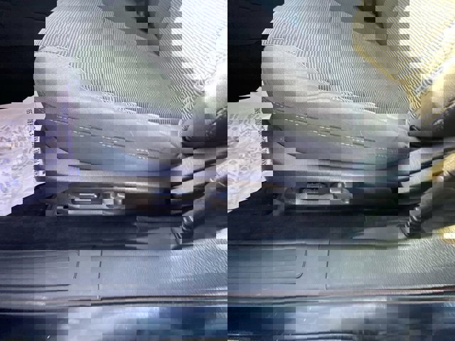 Certified 2018 Ford Taurus SEL w/ Equipment Group 201A image 11