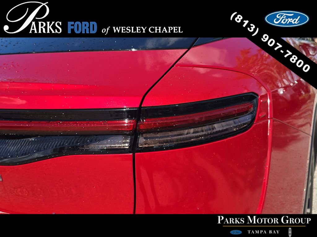 Used 2023 Toyota Crown image 7