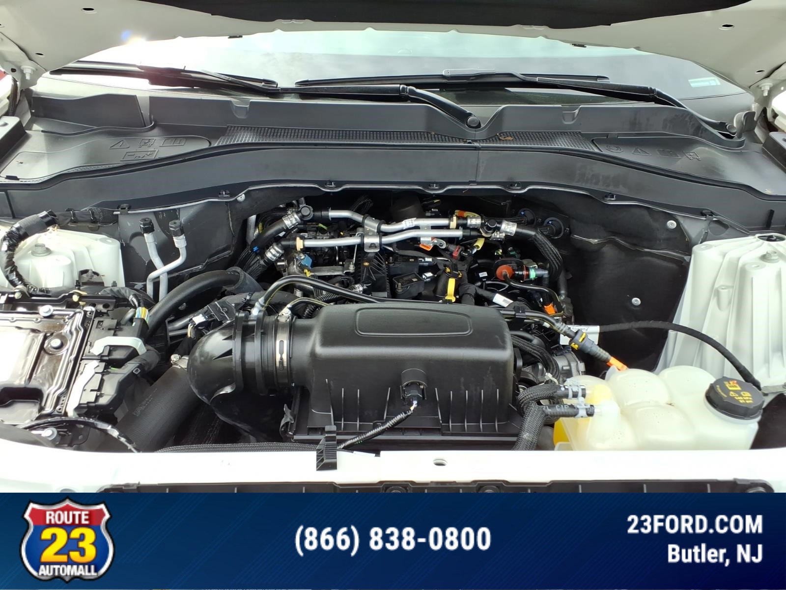 Certified 2022 Ford Explorer XLT w/ Equipment Group 202A AWD/4WD image 26