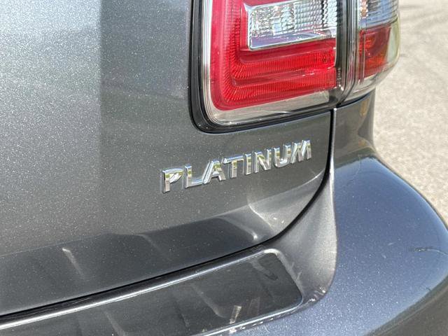 Used 2020 Nissan Armada Platinum w/ Captain's Chairs Package RWD image 12