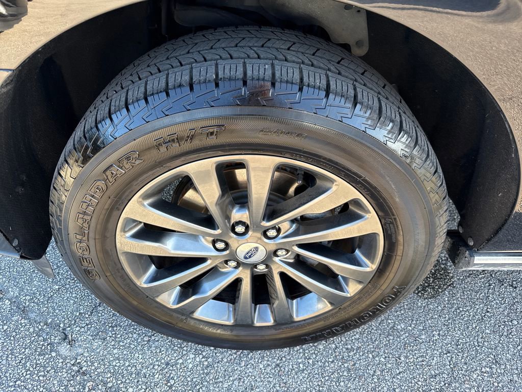 Certified 2021 Ford Expedition Limited image 13