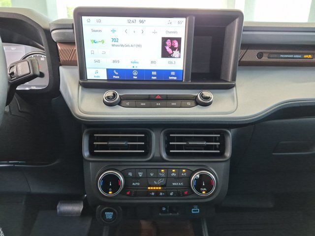 Certified 2024 Ford Maverick Lariat FWD image 22