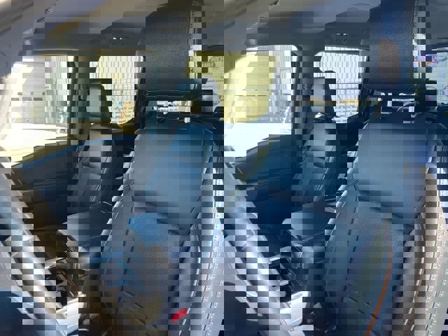 Certified 2025 Ford F250 Lariat w/ Tremor Off-Road Package image 8