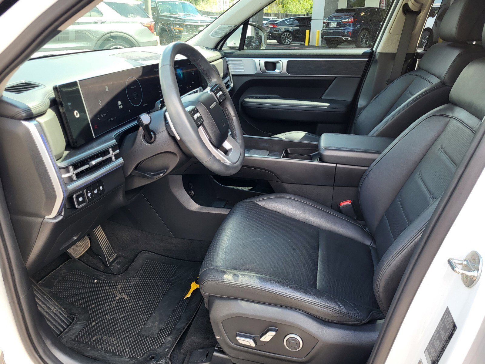 Used 2024 Hyundai Santa Fe Limited FWD image 19
