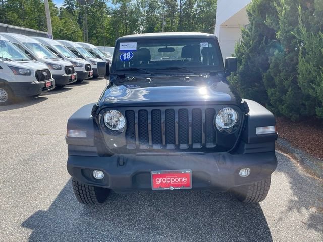 Used 2018 Jeep Wrangler Sport AWD/4WD image 3
