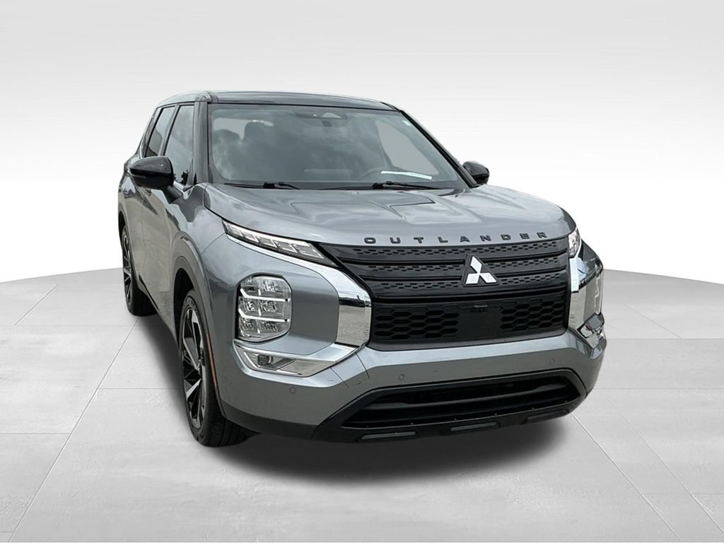 Used 2023 Mitsubishi Outlander SEL FWD image 14
