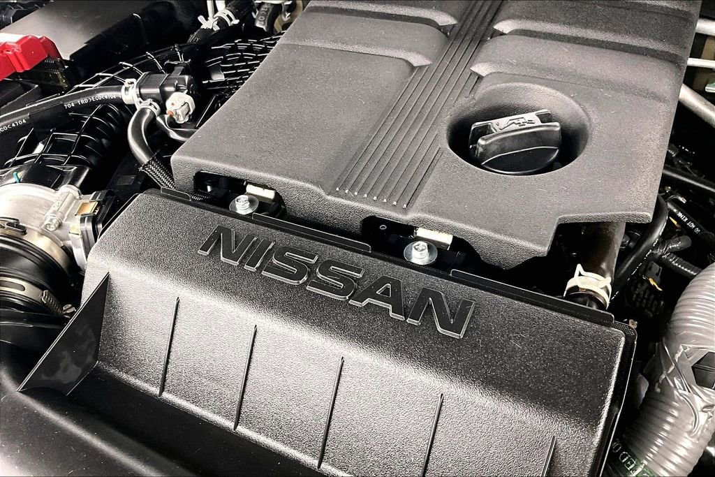 Used 2025 Nissan Frontier SV image 35