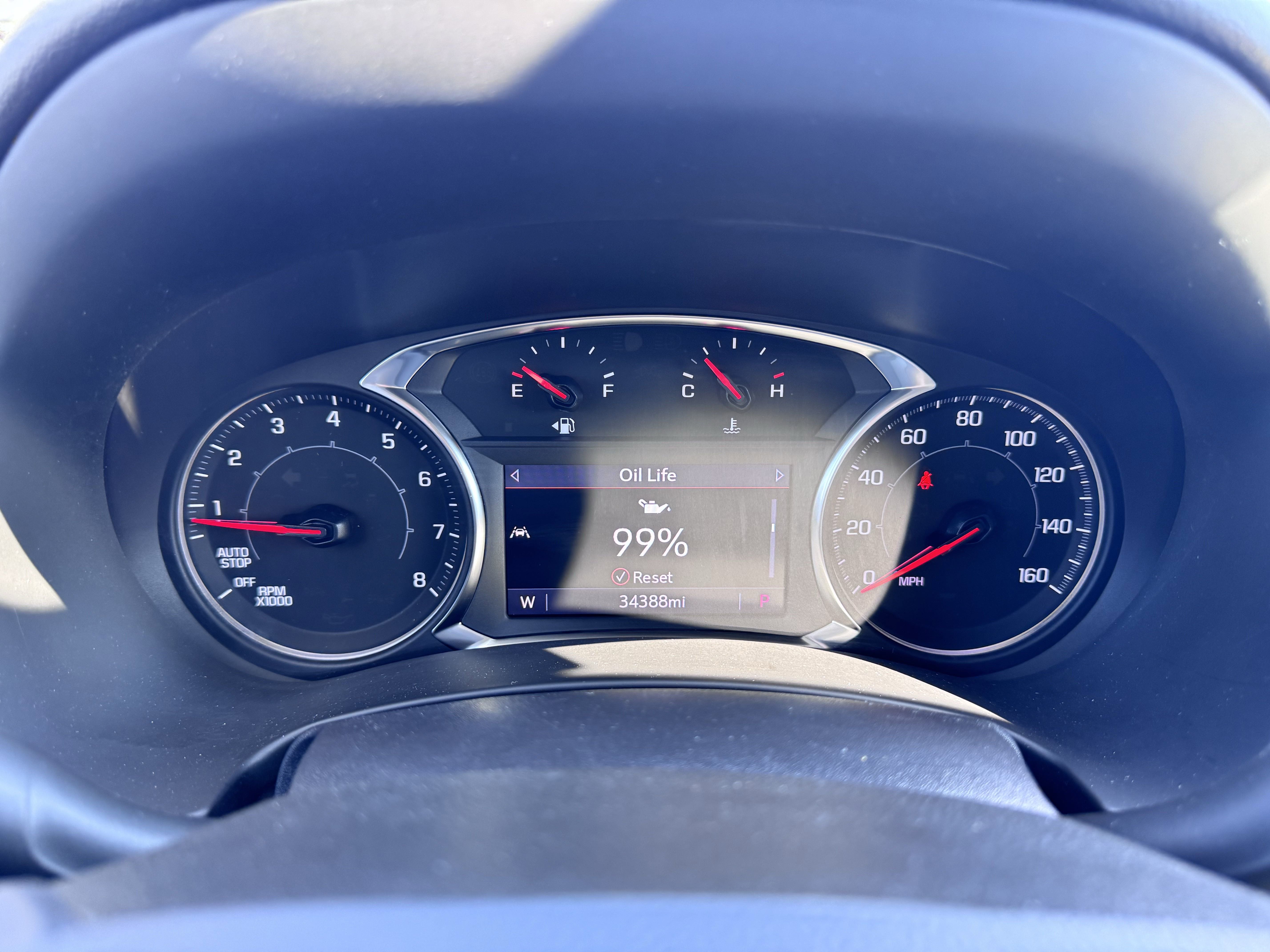 Used 2023 GMC Terrain SLT image 16