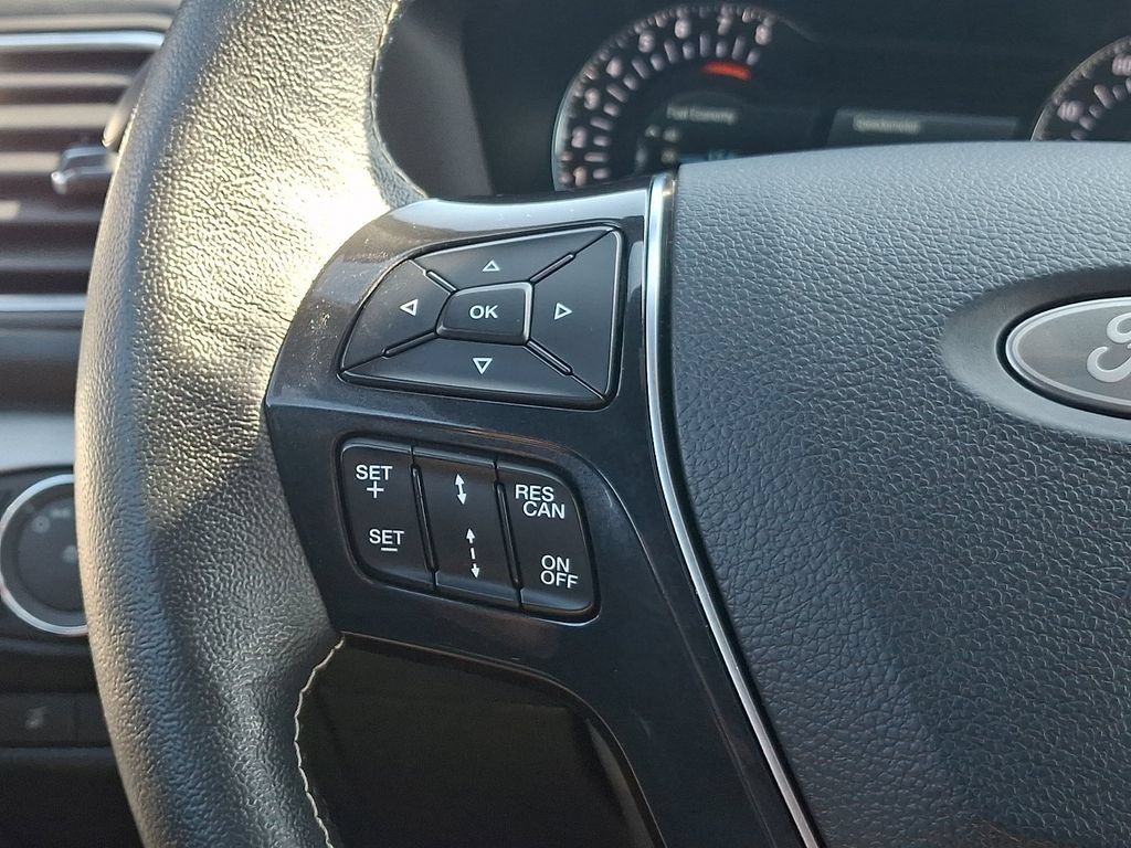 Certified 2018 Ford Explorer Platinum AWD/4WD image 22