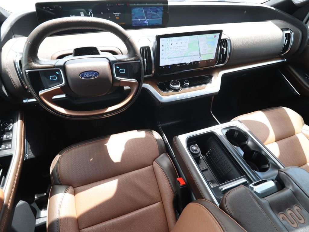 Certified 2025 Ford Expedition King Ranch AWD/4WD image 12