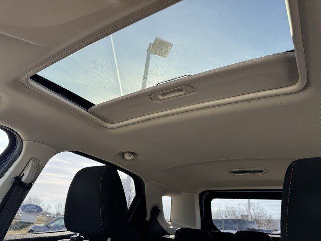 Certified 2021 Ford EcoSport SE w/ SE Convenience Package image 19