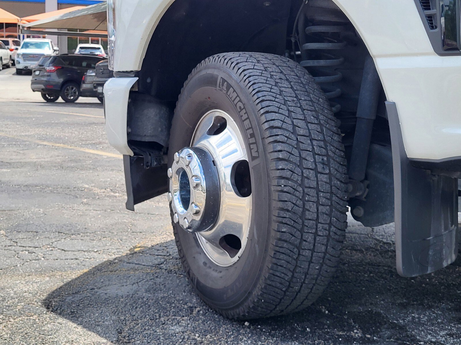 Certified 2025 Ford F350 Platinum AWD/4WD image 35