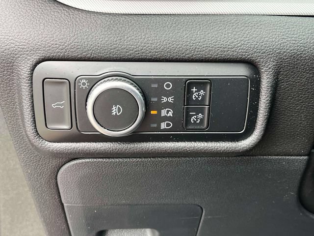 Certified 2024 Ford Explorer XLT w/ Equipment Group 202A AWD/4WD image 32