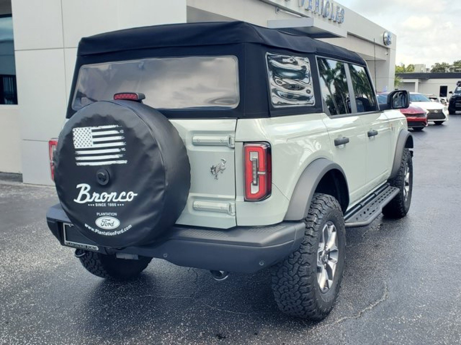 Certified 2024 Ford Bronco Badlands AWD/4WD image 7