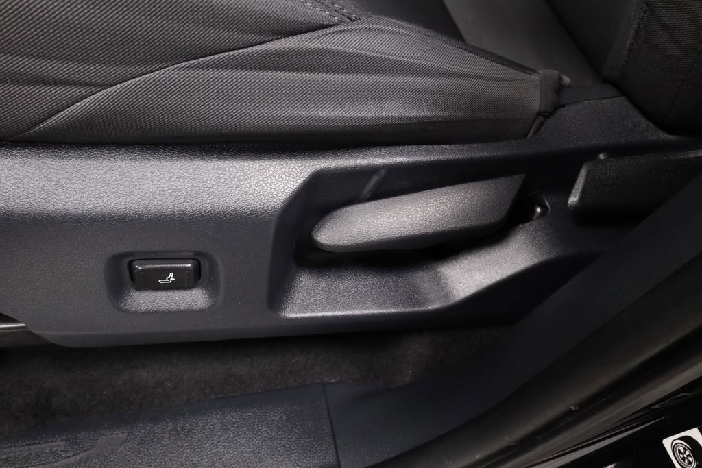 Used 2024 Toyota Tacoma SR AWD/4WD image 23