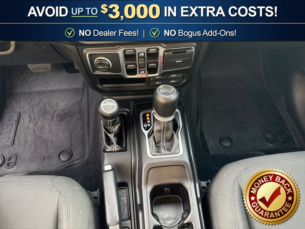 Used 2019 Jeep Wrangler Unlimited Sahara AWD/4WD image 20