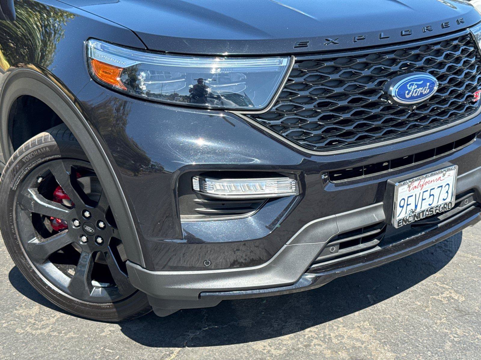 Certified 2023 Ford Explorer ST w/ Equipment Group 401A AWD/4WD image 3