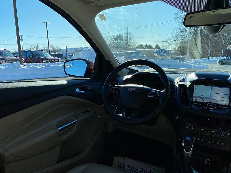 Certified 2019 Ford Escape Titanium AWD/4WD image 18
