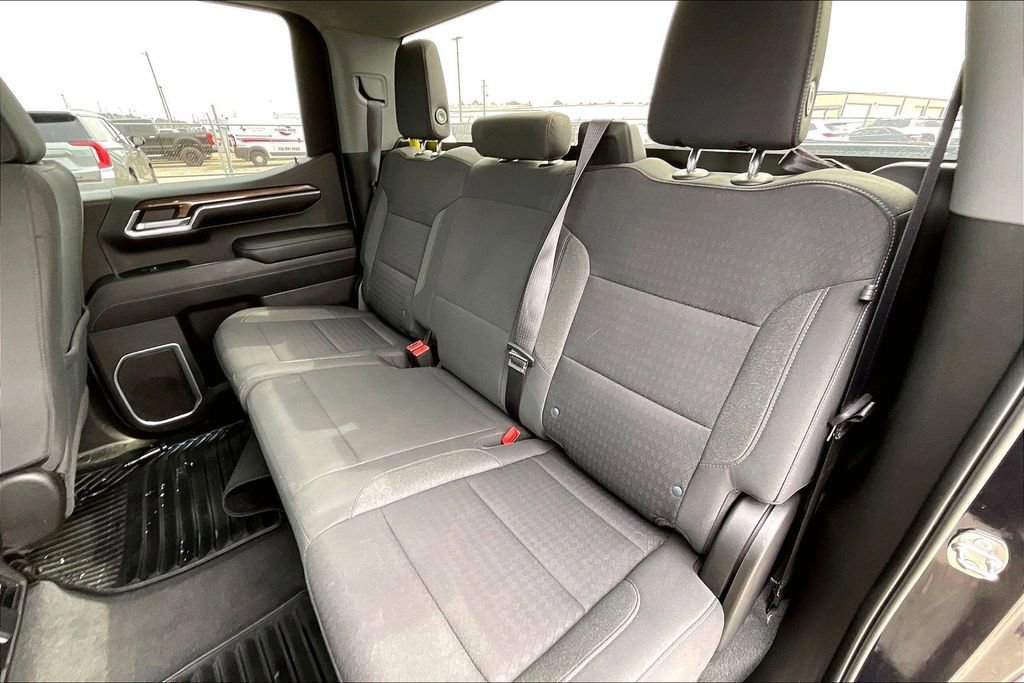 Used 2022 Chevrolet Silverado 1500 LT image 19