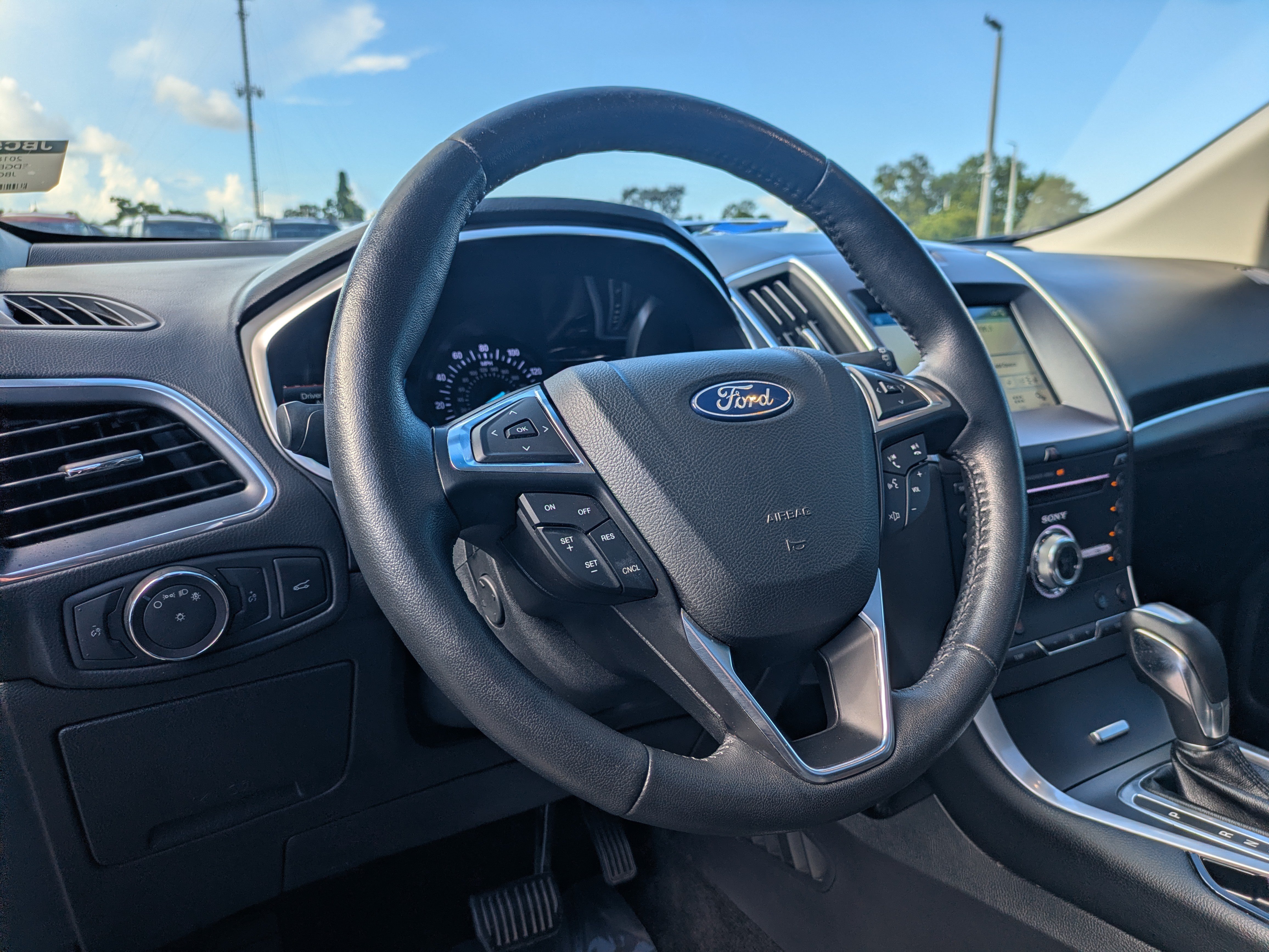 Certified 2018 Ford Edge Titanium w/ Equipment Group 301A FWD image 30