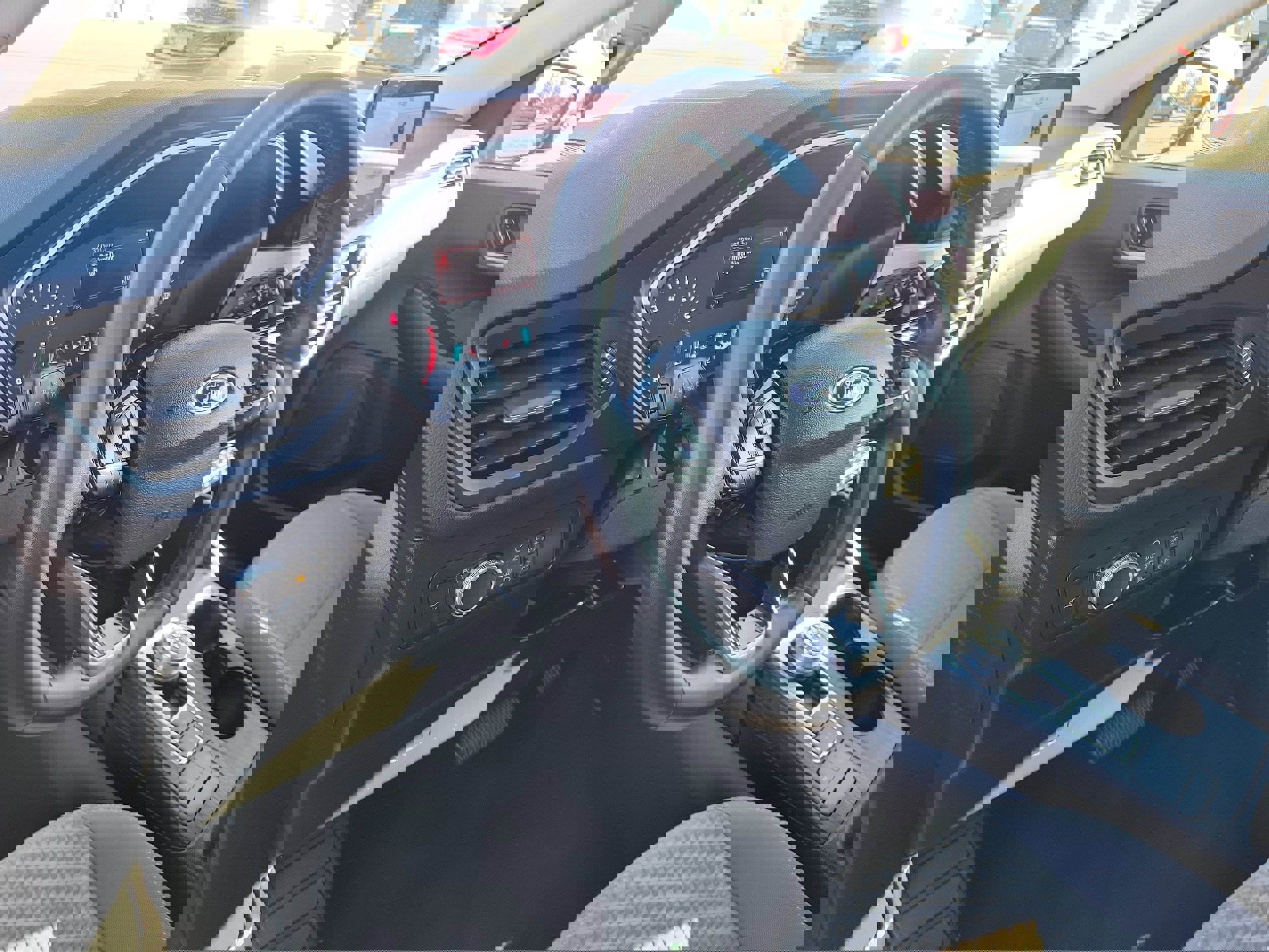 Certified 2022 Ford Escape SE w/ SE Sport Appearance Package image 21