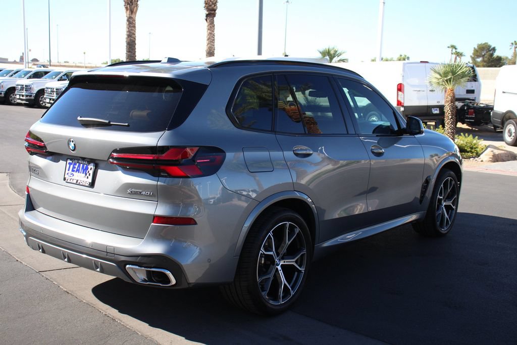 Used 2026 BMW X5 xDrive40i w/ M Sport Package AWD/4WD image 8