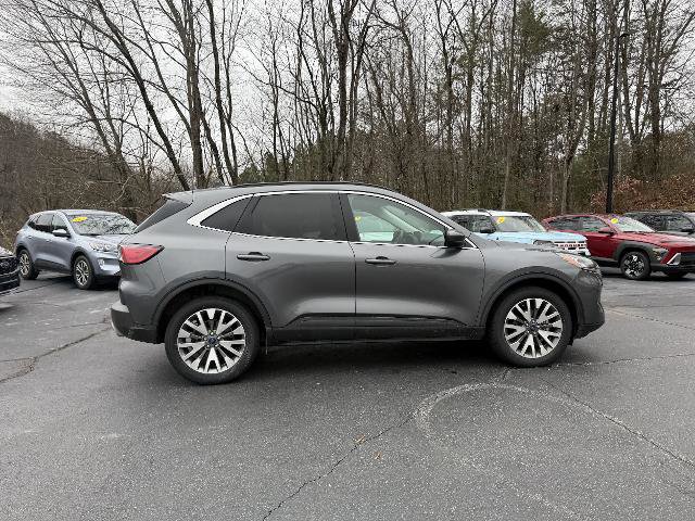 Certified 2022 Ford Escape Titanium image 7