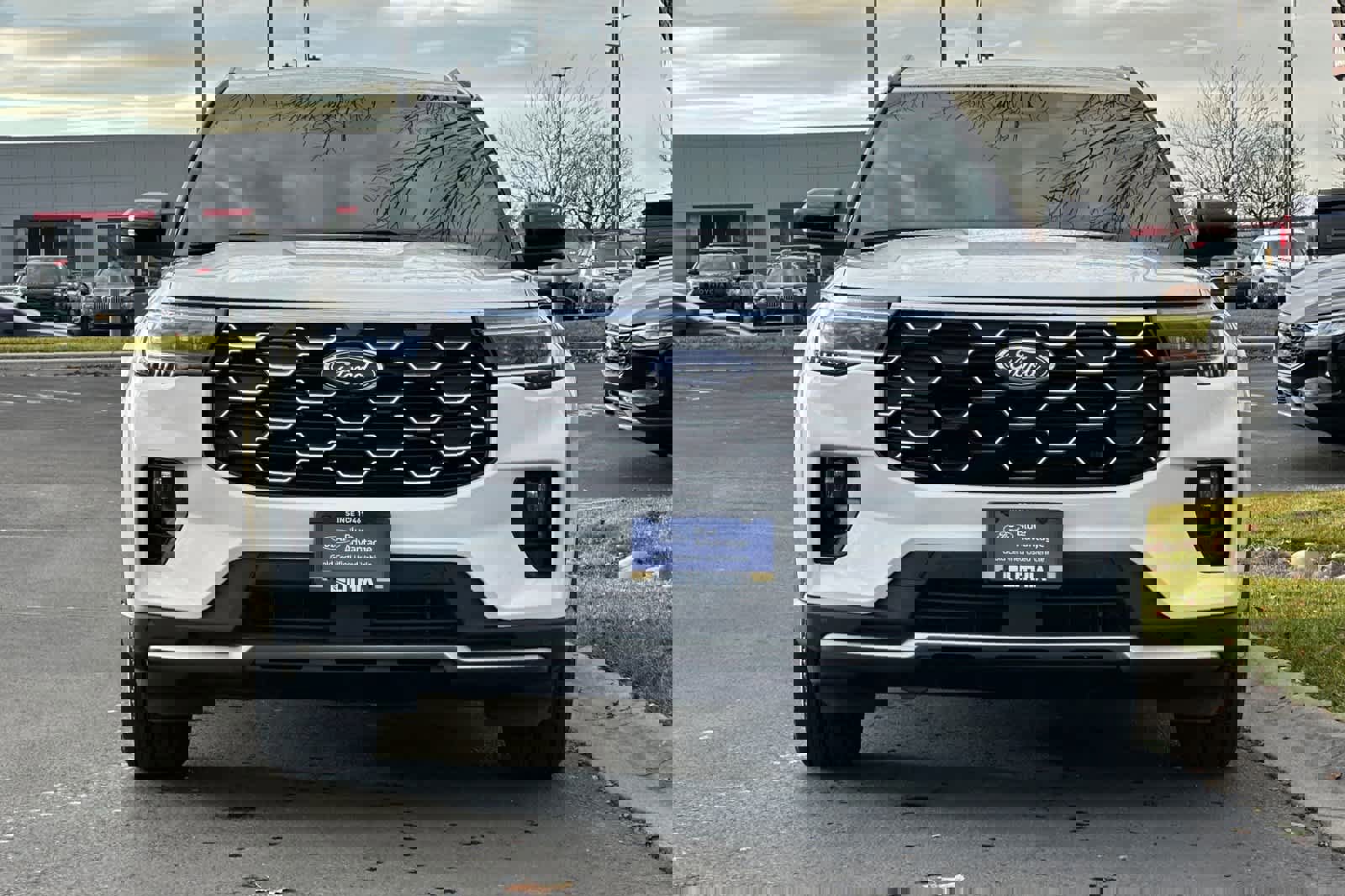 Certified 2025 Ford Explorer Platinum image 8