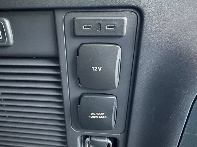 Certified 2025 Ford Expedition Active AWD/4WD image 22