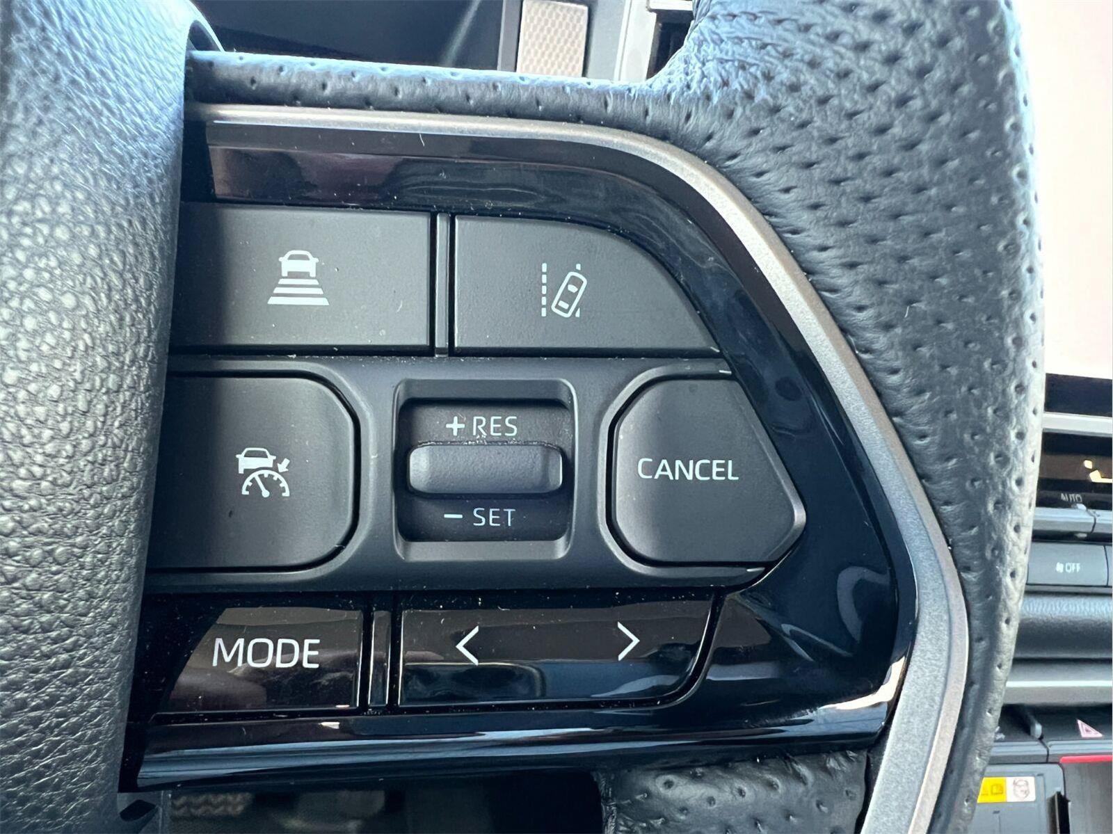 Used 2023 Toyota Tundra Limited w/ Power Package RWD image 51