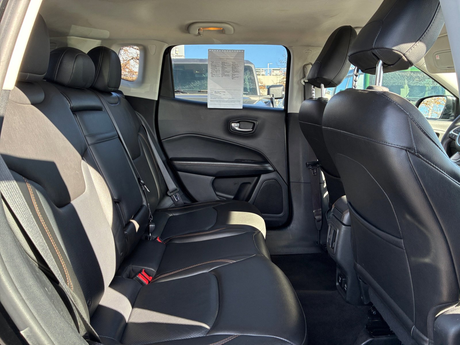 Used 2018 Jeep Compass Limited w/ Navigation Group image 18