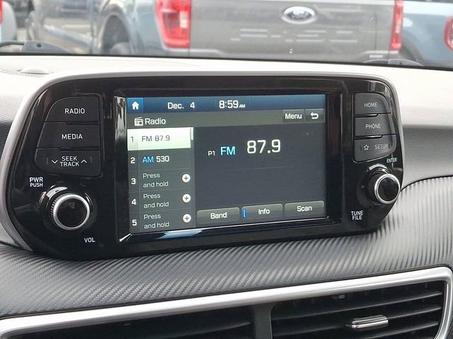 Used 2019 Hyundai Tucson SE image 16