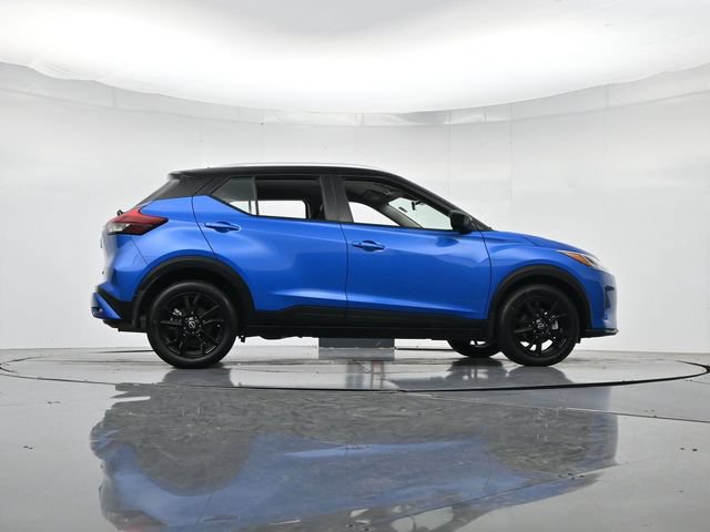 Used 2023 Nissan Kicks SV FWD image 32