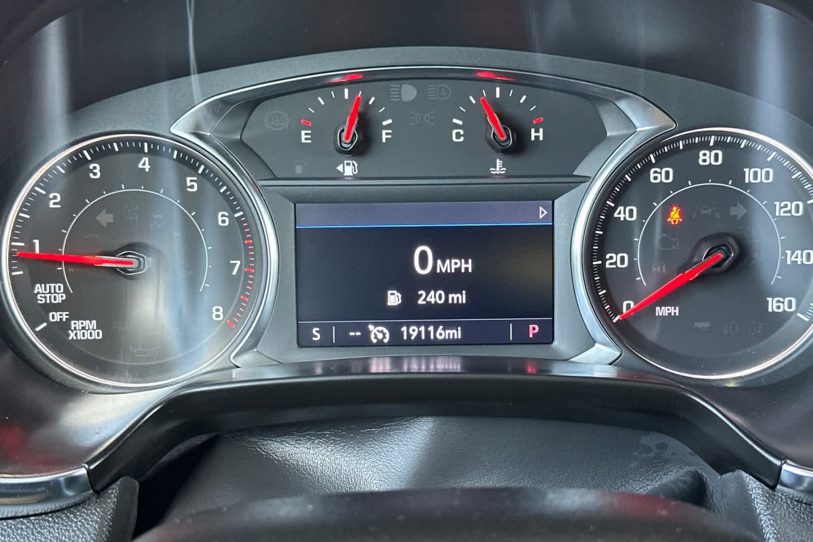 Used 2025 Chevrolet Blazer LT AWD/4WD image 24