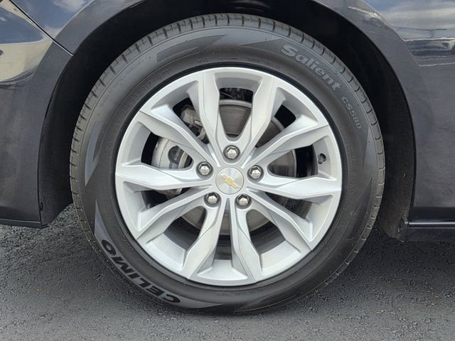 Used 2023 Chevrolet Malibu LT FWD image 29