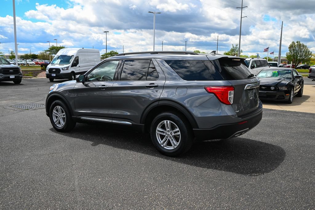 Certified 2024 Ford Explorer XLT w/ Equipment Group 202A AWD/4WD image 7