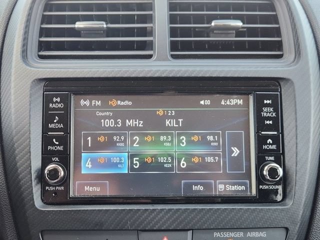 Used 2025 Mitsubishi Outlander Sport ES AWD/4WD image 15
