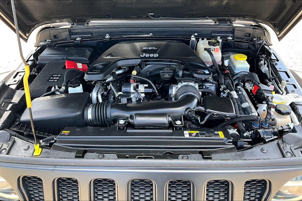 Used 2021 Jeep Wrangler Unlimited Rubicon AWD/4WD image 10
