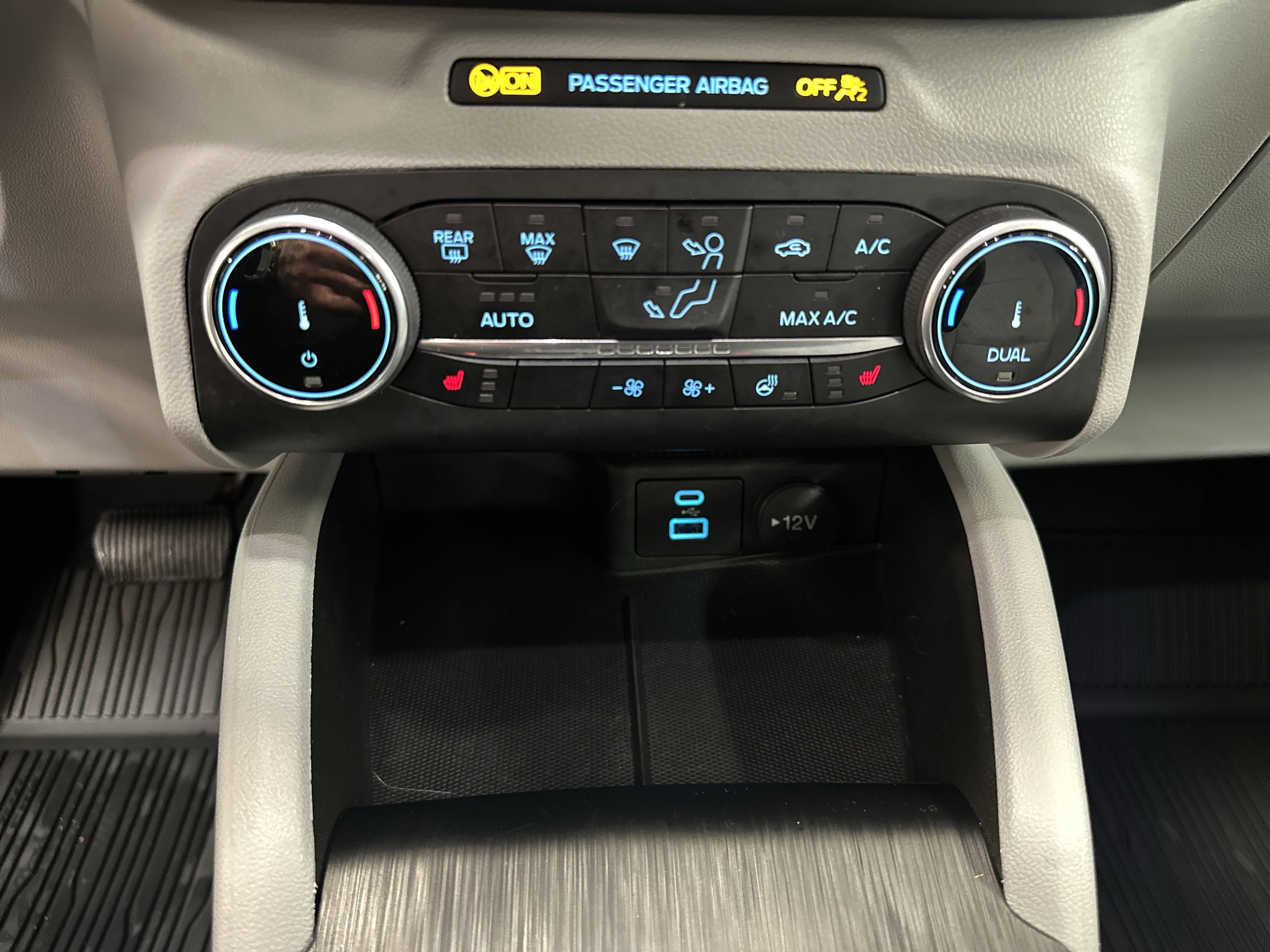 Certified 2023 Ford Escape Active w/ Cold Weather Package image 29