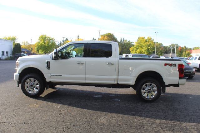 Certified 2021 Ford F250 Platinum w/ FX4 Off-Road Package AWD/4WD image 3