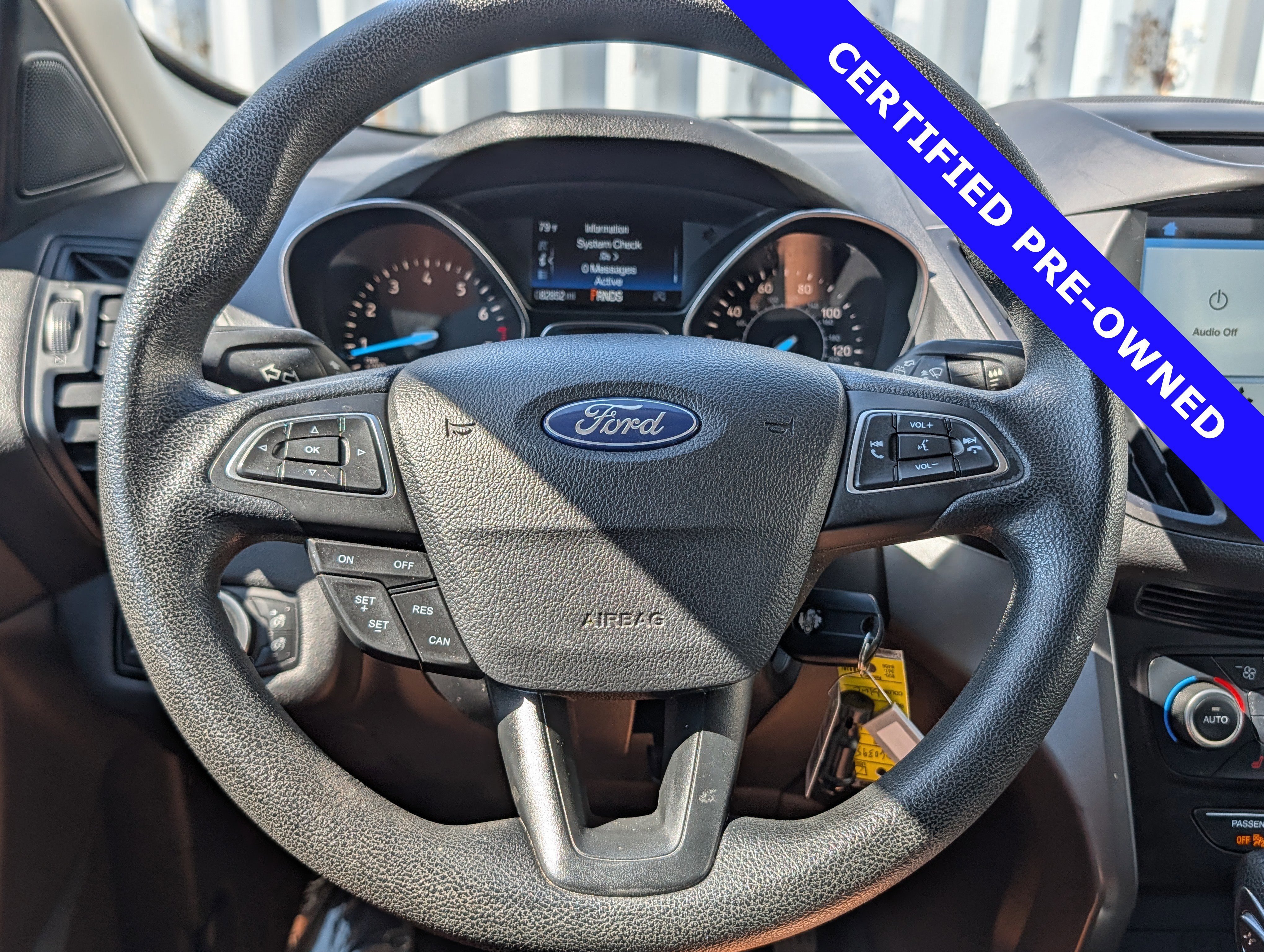 Certified 2018 Ford Escape SE w/ SE Sync 3 Package AWD/4WD image 24